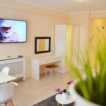 Apartment Caesar's Mamaia-nord