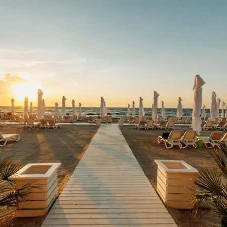 Apartment Caesar's Mamaia-nord *
